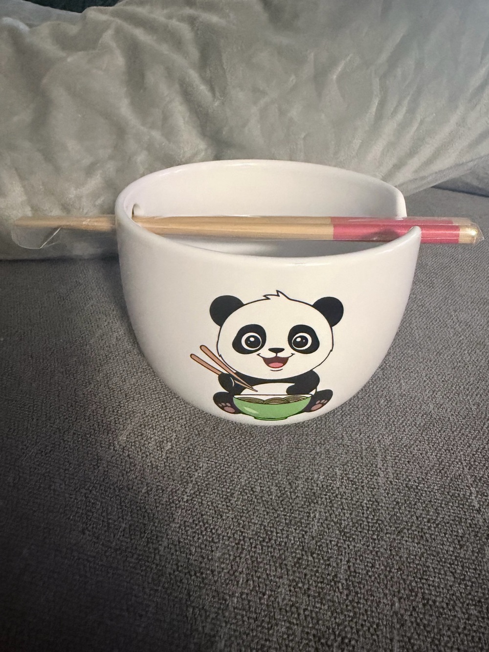 Panda Stoneware Noodle Bowl with Chopsticks – Microwave & Dishwasher Safe
